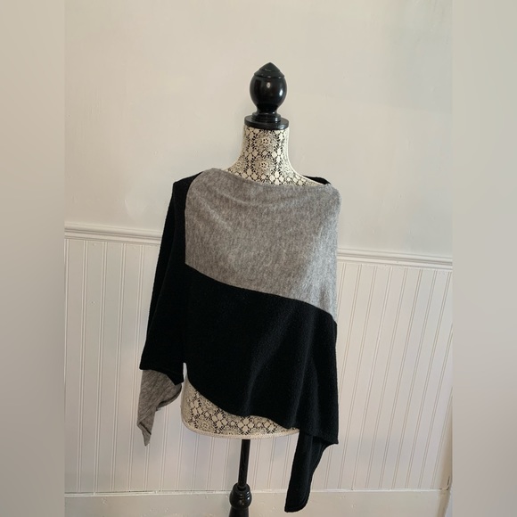 Source Unknown Sweaters - Soft grey and black shawl/poncho